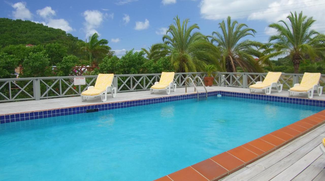 The White House Villa Jolly Harbour Exterior photo