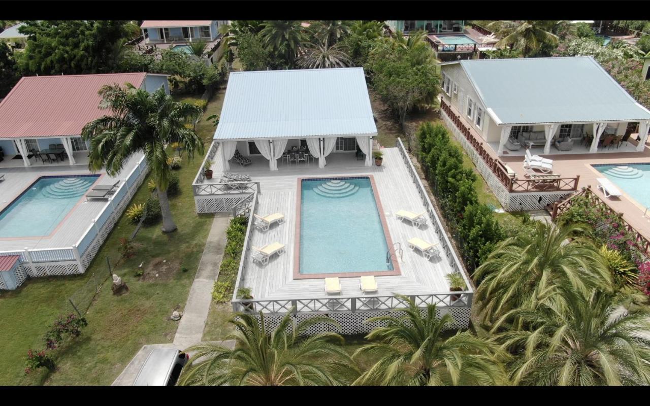 The White House Villa Jolly Harbour Exterior photo